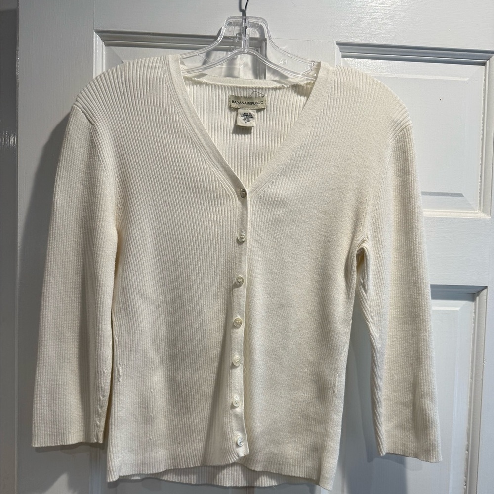 Banana Republic Women's White 100% Cotton Cardigan Knit Sweater/Top size MEDUM.